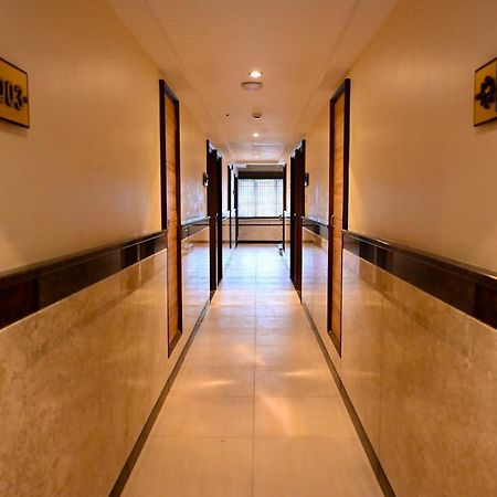 Hotel Sms Grand Imperial ฮอร์นีเบ็ชวา ภายนอก รูปภาพ